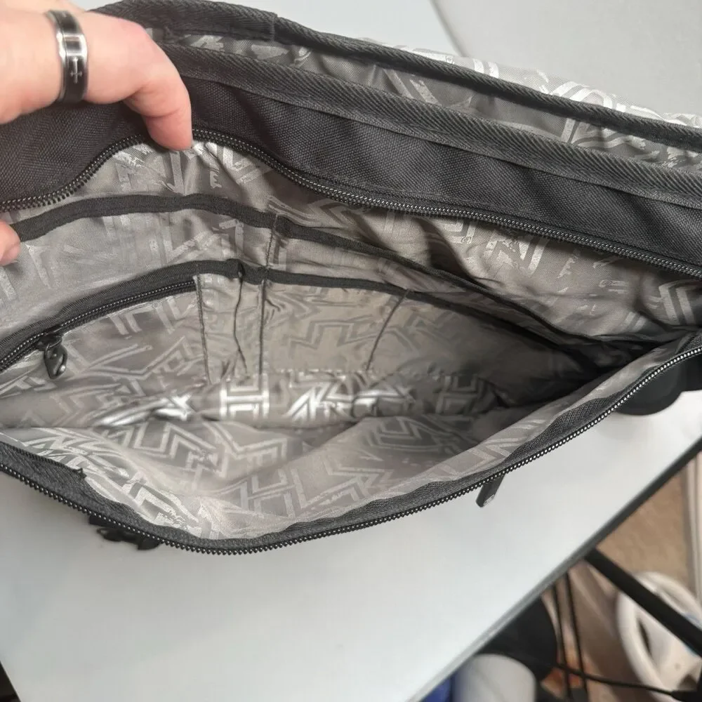 OGIO Upton Laptop Messenger Bag Black Model 417015 Des Moines Marathon Logo